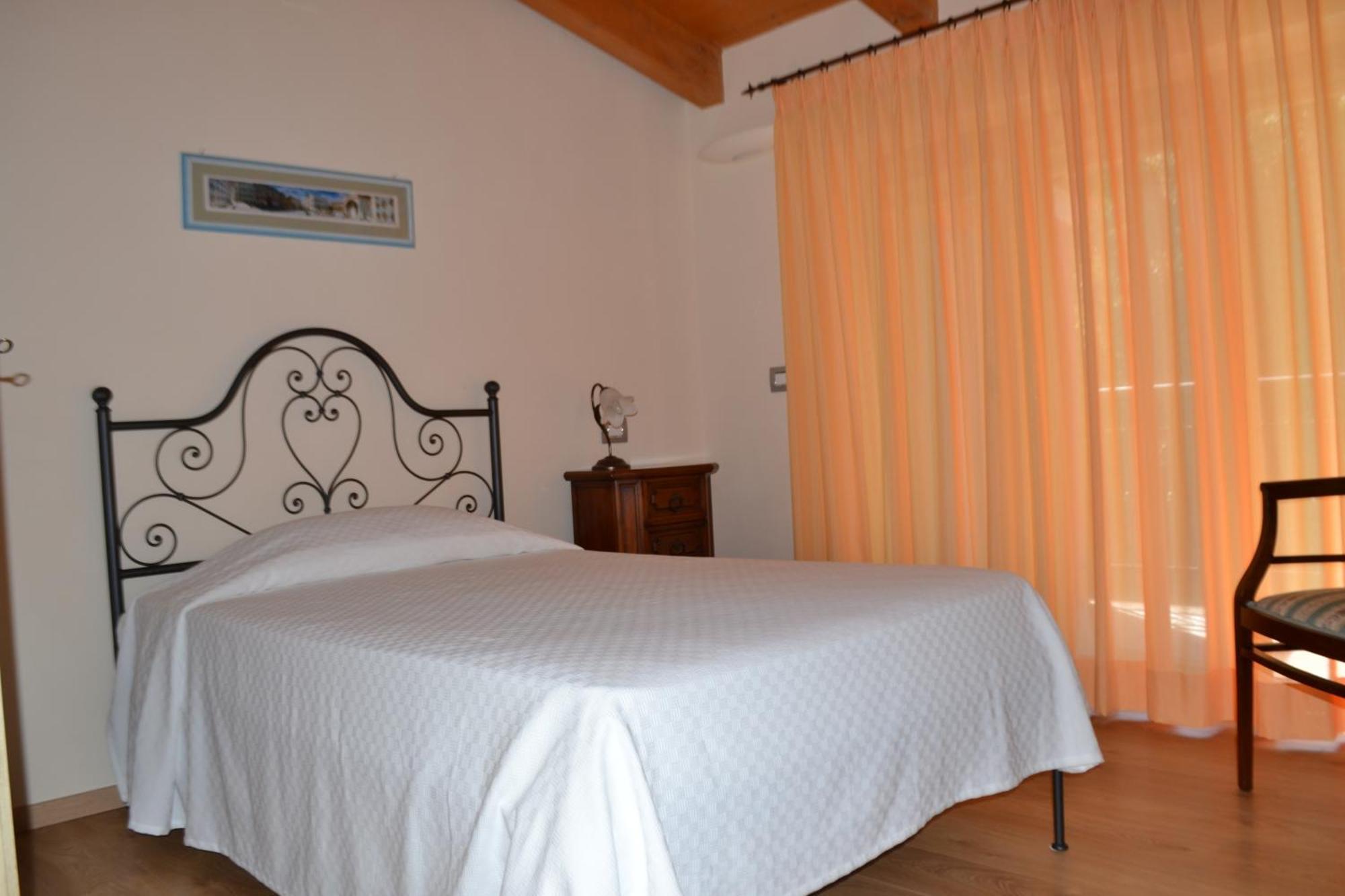 B&B Spring Perugia Værelse billede