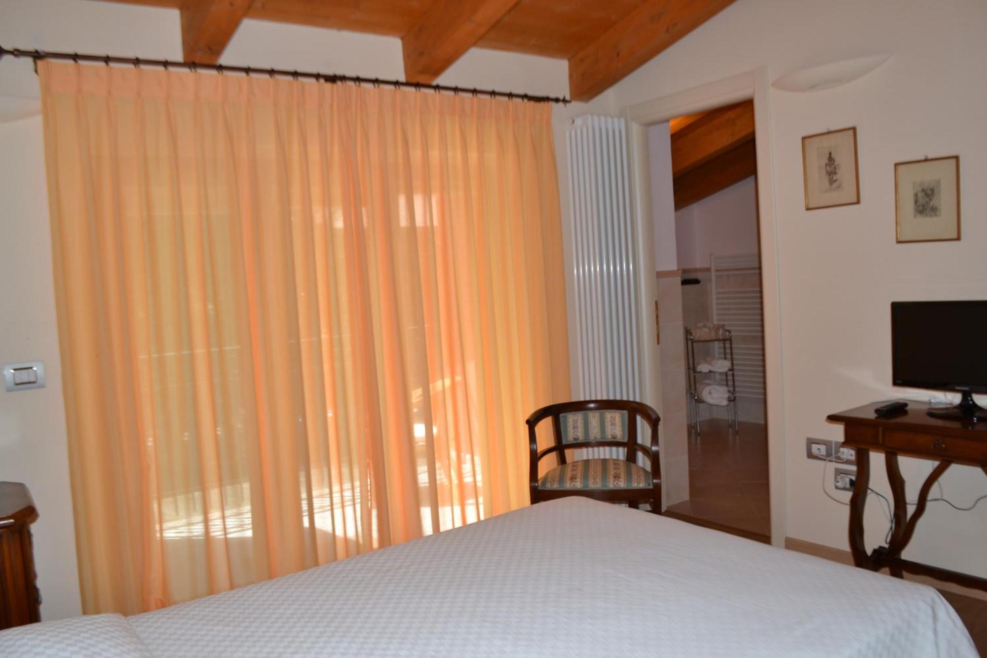 B&B Spring Perugia Værelse billede